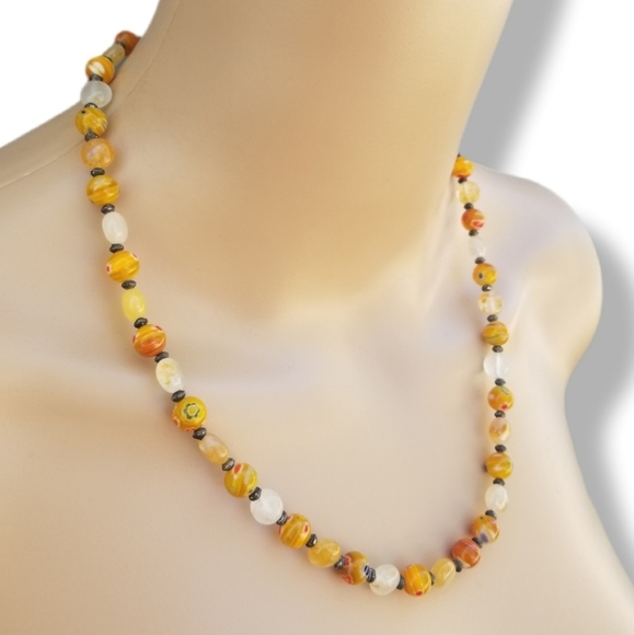 VINTAGE MILLEFIORI FLORAL DESIGN GLASS BEAD & CITRINE GEMSTONE BEAD NECKLACE - Picture 2 of 6